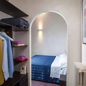 ** Affittacamere Residenza Dorò- 24x7 Check-in Italia